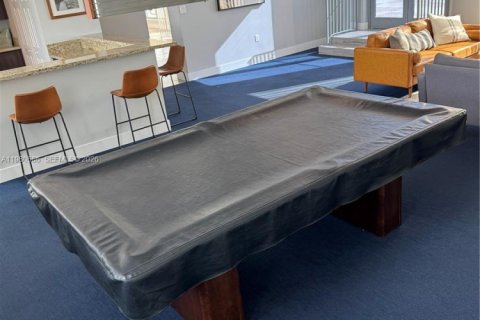 Copropriété à louer à Hollywood, Floride: 2 chambres, 113.34 m2 № 2045134 - photo 18