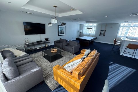 Copropriété à louer à Hollywood, Floride: 2 chambres, 113.34 m2 № 2045134 - photo 20