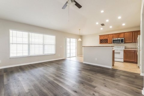 Villa ou maison à louer à Riverview, Floride: 4 chambres, 179.3 m2 № 2405578 - photo 8