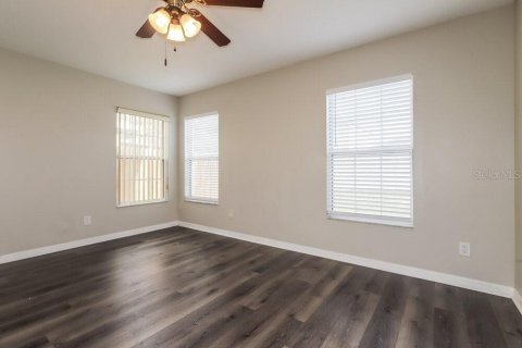 Villa ou maison à louer à Riverview, Floride: 4 chambres, 179.3 m2 № 2405578 - photo 11