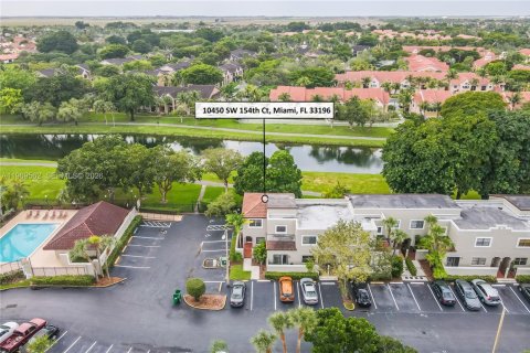 Таунхаус в Майами, Флорида 3 спальни, 128.95м2 № 2030488