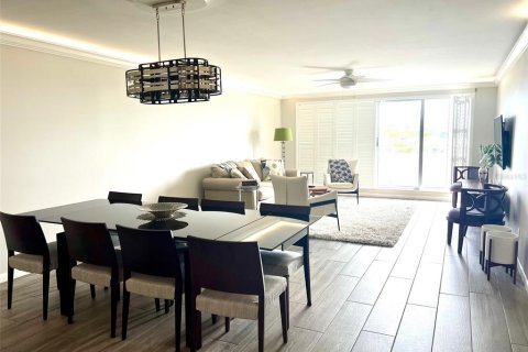 Condominio en alquiler en Palmetto, Florida, 2 dormitorios, 132.85 m2 № 1522788 - foto 5