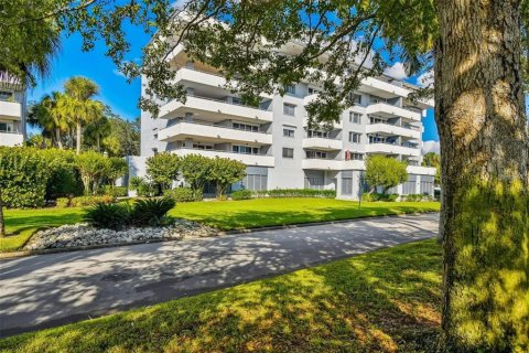 Condominio en alquiler en Palmetto, Florida, 2 dormitorios, 132.85 m2 № 1522788 - foto 1