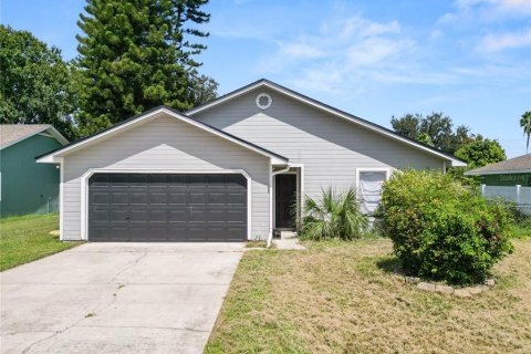Villa ou maison à Winter Haven, Floride 4 chambres, 116.41 m2 № 2364570