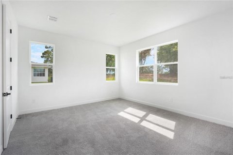 Villa ou maison à vendre à Weeki Wachee, Floride: 4 chambres, 192.31 m2 № 2428678 - photo 12
