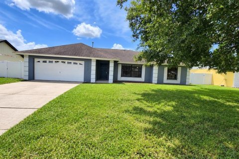 Villa ou maison à Kissimmee, Floride 3 chambres, 159.61 m2 № 2339037