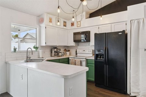 Villa ou maison à vendre à Sanford, Floride: 3 chambres, 107.49 m2 № 2345016 - photo 19