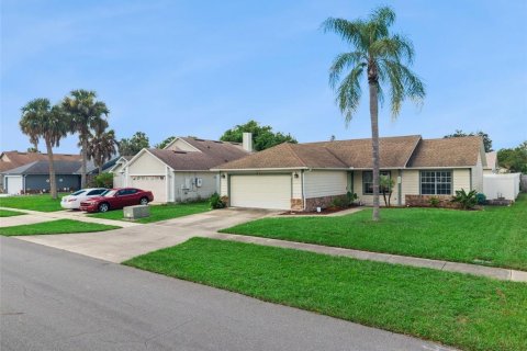 Villa ou maison à vendre à Sanford, Floride: 3 chambres, 107.49 m2 № 2345016 - photo 4