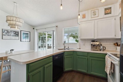 Villa ou maison à vendre à Sanford, Floride: 3 chambres, 107.49 m2 № 2345016 - photo 16