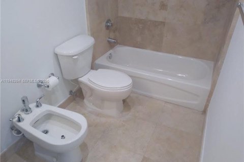 Copropriété à vendre à Miami, Floride: 1 chambre, 75.62 m2 № 2004384 - photo 19