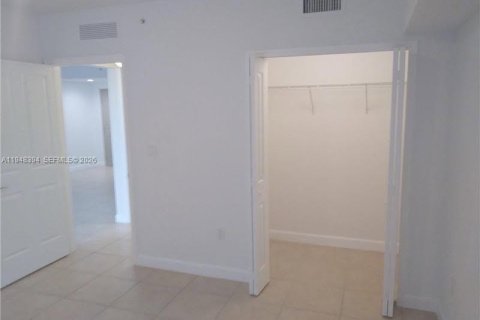Copropriété à vendre à Miami, Floride: 1 chambre, 75.62 m2 № 2004384 - photo 17