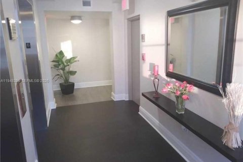 Copropriété à vendre à Miami, Floride: 1 chambre, 75.62 m2 № 2004384 - photo 9