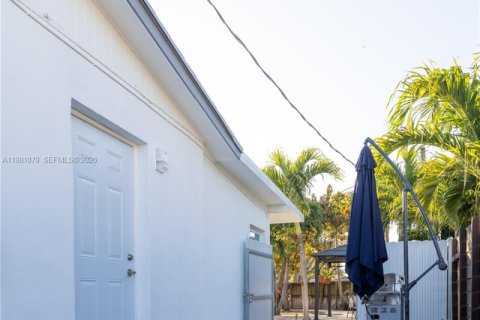 Купить виллу или дом в Катлер-Бей, Флорида 3 спальни, 155.15м2, № 2043733 - фото 21