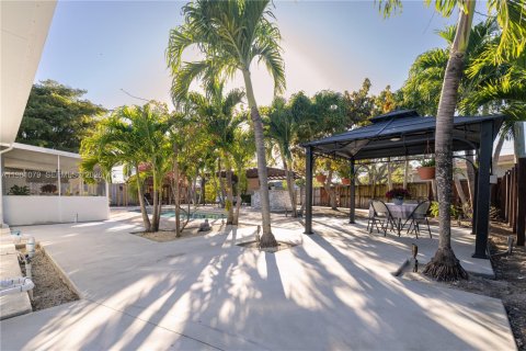 Купить виллу или дом в Катлер-Бей, Флорида 3 спальни, 155.15м2, № 2043733 - фото 23