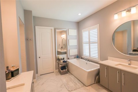 Villa ou maison à vendre à Auburndale, Floride: 4 chambres, 250.93 m2 № 2341720 - photo 19