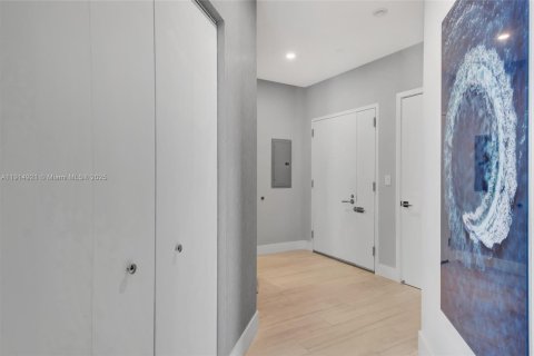 Купить кондоминиум в Майами, Флорида 3 спальни, 170.01м2, № 1972009 - фото 13