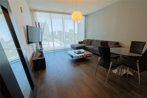 Copropriété à vendre à Miami, Floride: 1 chambre, 64.38 m2 № 2015884 - photo 12