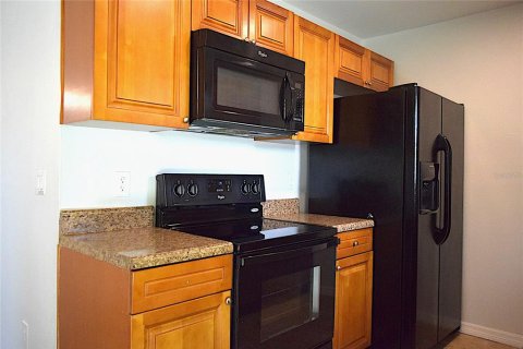 Casa en venta en Brandon, Florida, 3 dormitorios, 95.04 m2 № 1908999 - foto 17