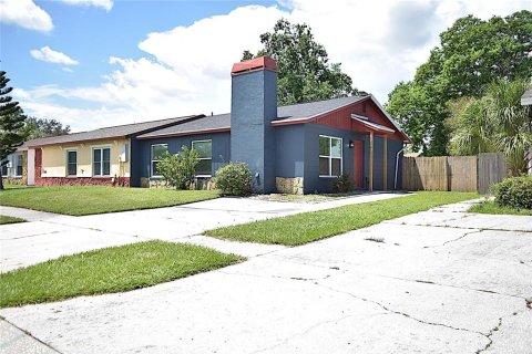 Casa en venta en Brandon, Florida, 3 dormitorios, 95.04 m2 № 1908999 - foto 1