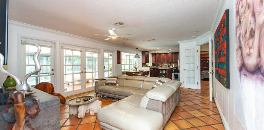 Casa en Plantation, Florida 5 dormitorios, 287.25 m2 № 1163258