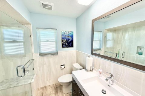 House in Tavares, Florida 3 bedrooms, 202.16 sq.m. № 2151186 - photo 27