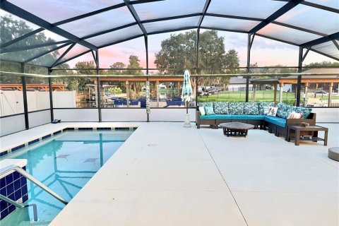 House in Tavares, Florida 3 bedrooms, 202.16 sq.m. № 2151186 - photo 8