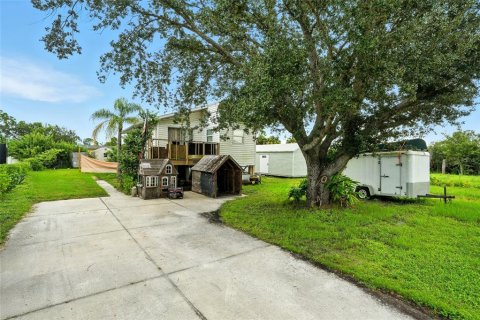 House in Lehigh Acres, Florida 2 bedrooms, 66.89 sq.m. № 1907106 - photo 1