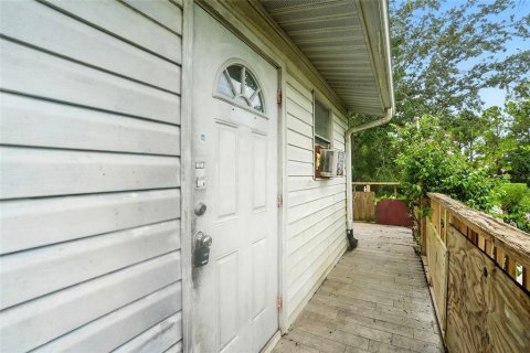 House in Lehigh Acres, Florida 2 bedrooms, 66.89 sq.m. № 1907106 - photo 13