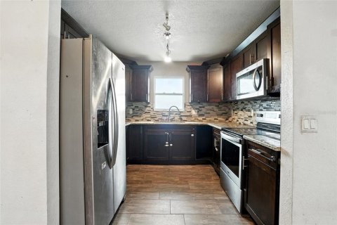 House in Lehigh Acres, Florida 2 bedrooms, 66.89 sq.m. № 1907106 - photo 18