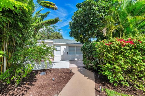Villa ou maison à vendre à West Palm Beach, Floride: 2 chambres, 95.78 m2 № 2184932 - photo 4