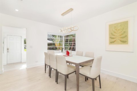 Villa ou maison à vendre à West Palm Beach, Floride: 2 chambres, 95.78 m2 № 2184932 - photo 13