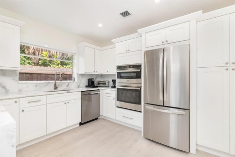 Villa ou maison à vendre à West Palm Beach, Floride: 2 chambres, 95.78 m2 № 2184932 - photo 17