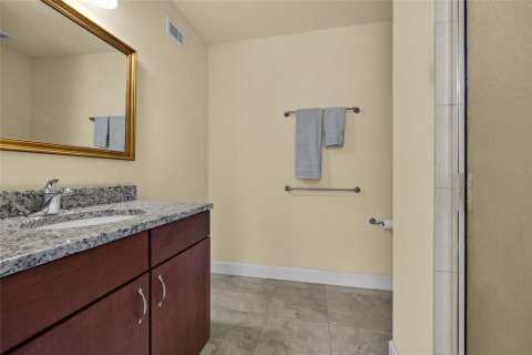 House in Gainesville, Florida 4 bedrooms, 190.08 sq.m. № 1723457 - photo 27