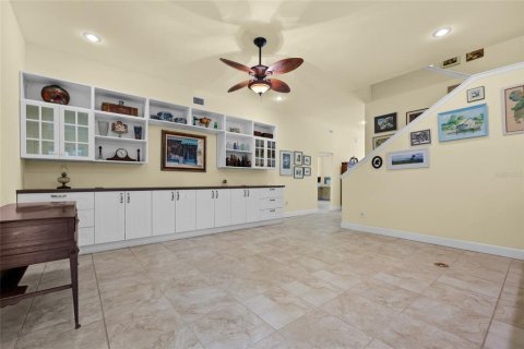 House in Gainesville, Florida 4 bedrooms, 190.08 sq.m. № 1723457 - photo 13