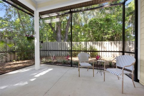 House in Gainesville, Florida 4 bedrooms, 190.08 sq.m. № 1723457 - photo 11