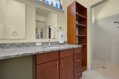 House in Gainesville, Florida 4 bedrooms, 190.08 sq.m. № 1723457 - photo 17