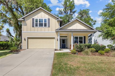 House in Gainesville, Florida 4 bedrooms, 190.08 sq.m. № 1723457 - photo 1