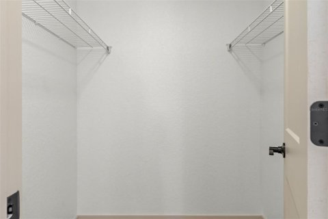 Villa ou maison à vendre à Spring Hill, Floride: 3 chambres, 179.86 m2 № 2428815 - photo 27