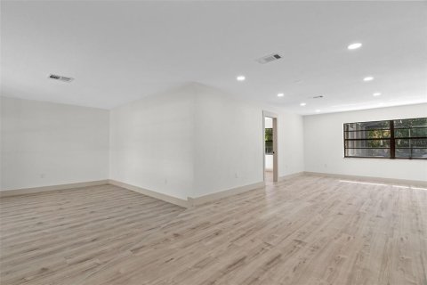 Villa ou maison à vendre à Spring Hill, Floride: 3 chambres, 179.86 m2 № 2428815 - photo 6