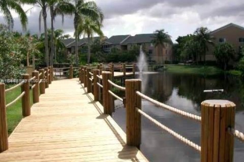 Condominio en alquiler en Pompano Beach, Florida, 2 dormitorios, 98.2 m2 № 1987801 - foto 25