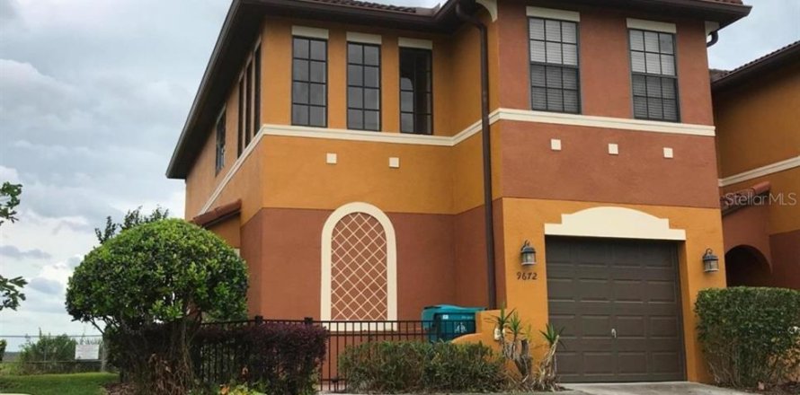 Townhouse in Orlando, Florida 3 bedrooms, 154.12 sq.m. № 2403723