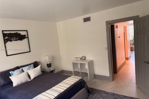 Снять в аренду кондоминиум в Норт-Бей-Виллидж, Флорида 1 спальня, 64.57м2, № 1964319 - фото 7