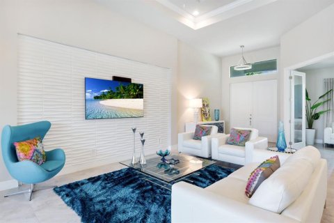 House in Cape Coral, Florida 4 bedrooms, 185.62 sq.m. № 1791394 - photo 7