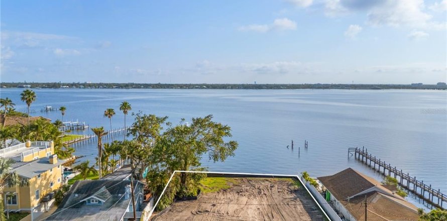 Land in Bradenton, Florida № 1744911