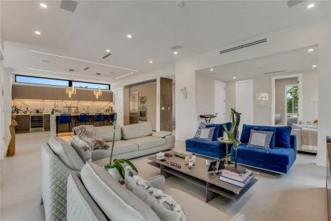 Casa en venta en Surfside, Florida, 5 dormitorios, 290.23 m2 № 2007608 - foto 20