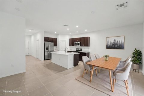 Townhouse in Palmetto, Florida 3 bedrooms, 130.71 sq.m. № 2156323 - photo 17