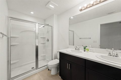 Townhouse in Palmetto, Florida 3 bedrooms, 130.71 sq.m. № 2156323 - photo 11