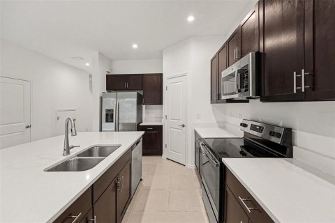 Townhouse in Palmetto, Florida 3 bedrooms, 130.71 sq.m. № 2156323 - photo 7