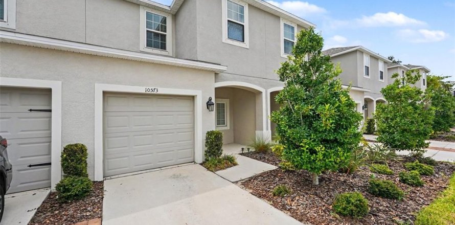 Townhouse in Palmetto, Florida 3 bedrooms, 130.71 sq.m. № 2156323