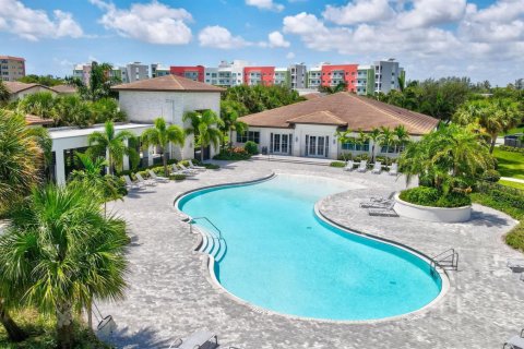 Villa ou maison à louer à Deerfield Beach, Floride: 5 chambres, 241.92 m2 № 2439228 - photo 16
